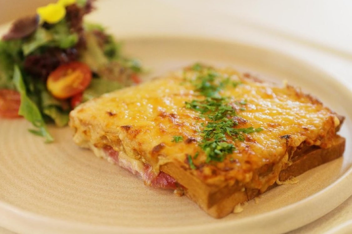 Fuzzie's ultimate guide to the best brunch spots in Singapore