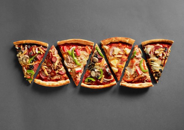 #InPezzoWeCrust: 66% off Pezzo pizza